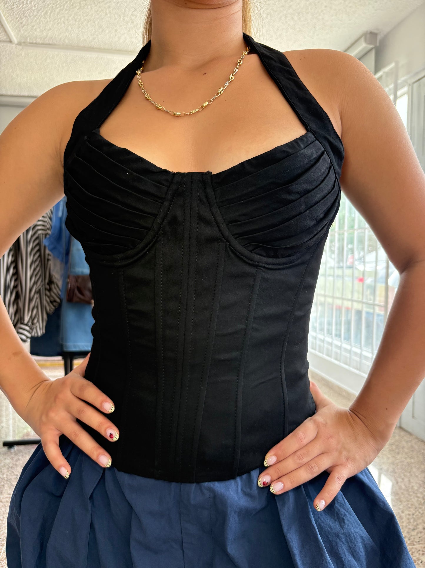 Vane corset