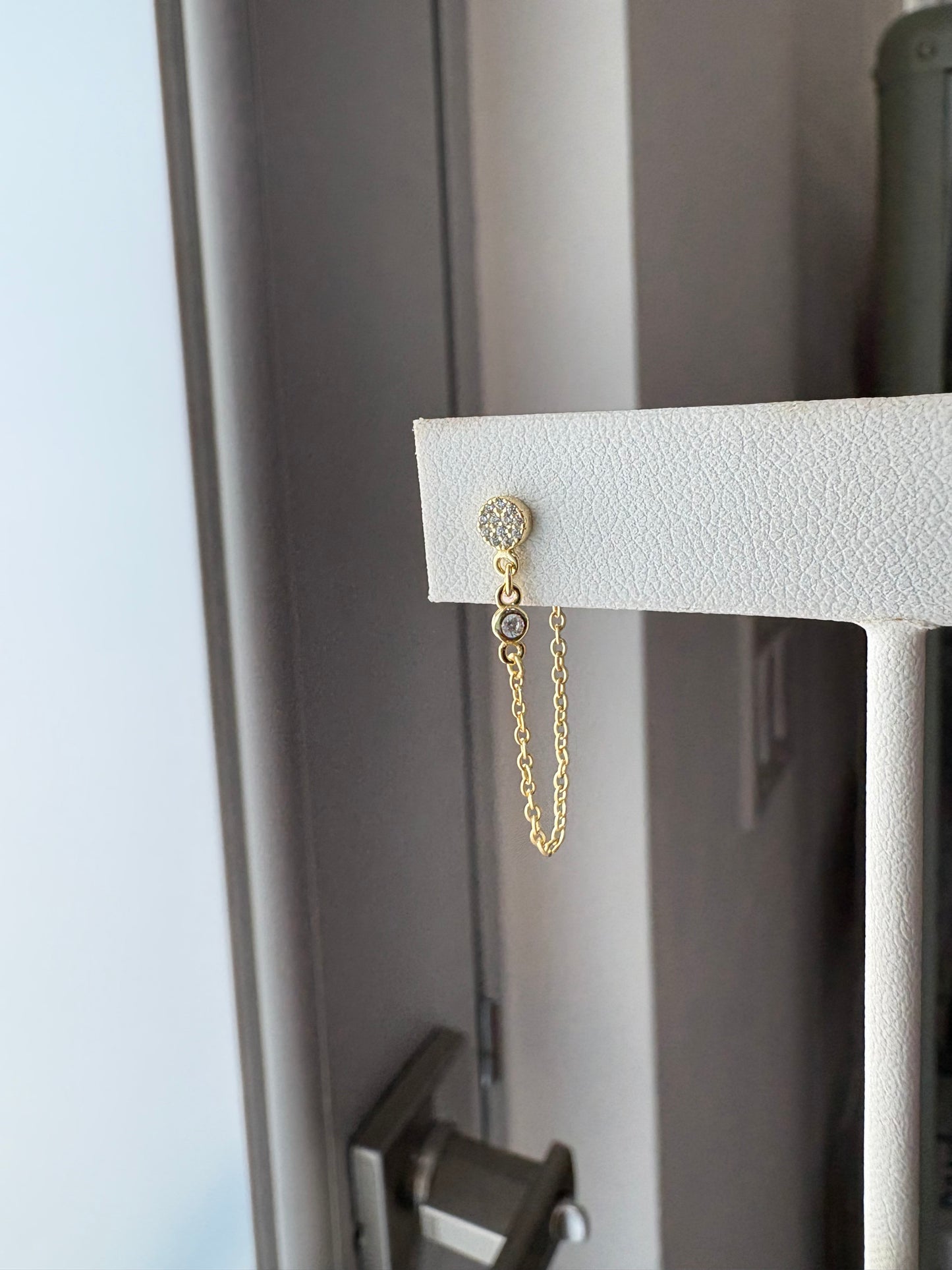 Mary earring