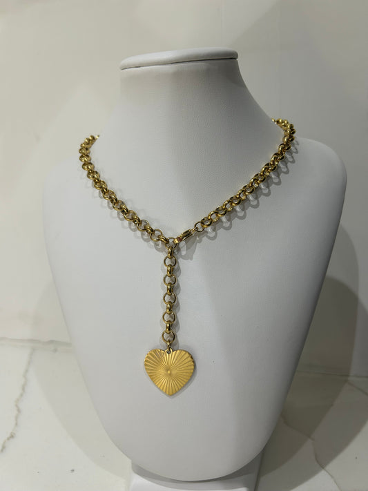 amari necklace